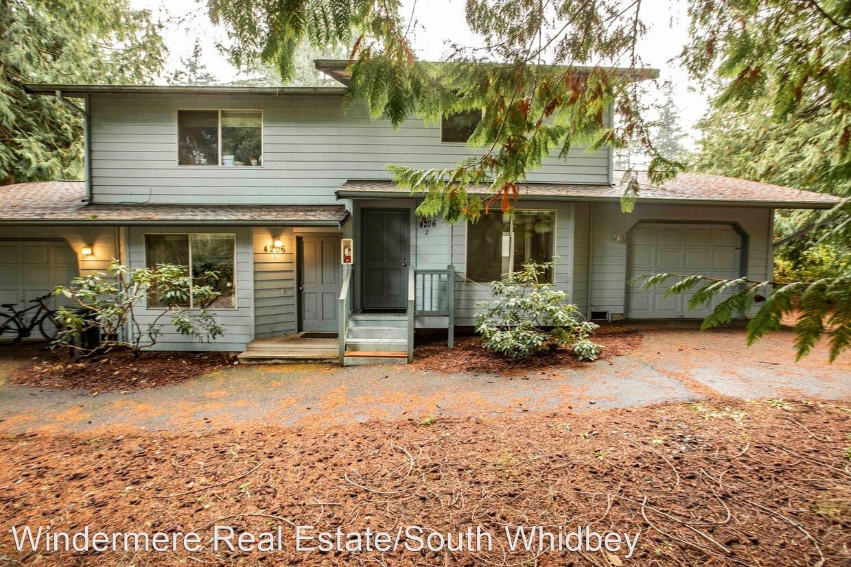 2 br, 1.5 bath House 4206 Winns Hollow L... House Rental in Clinton, WA