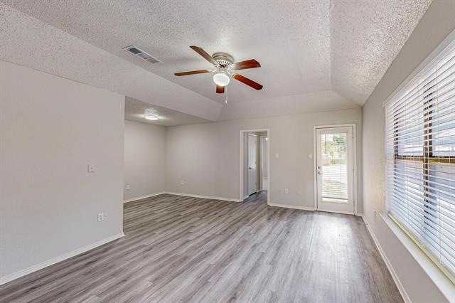 Building Photo - 420 Lucille St