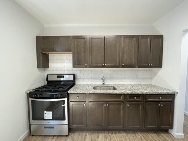 Building Photo - 2274 Flatbush Ave