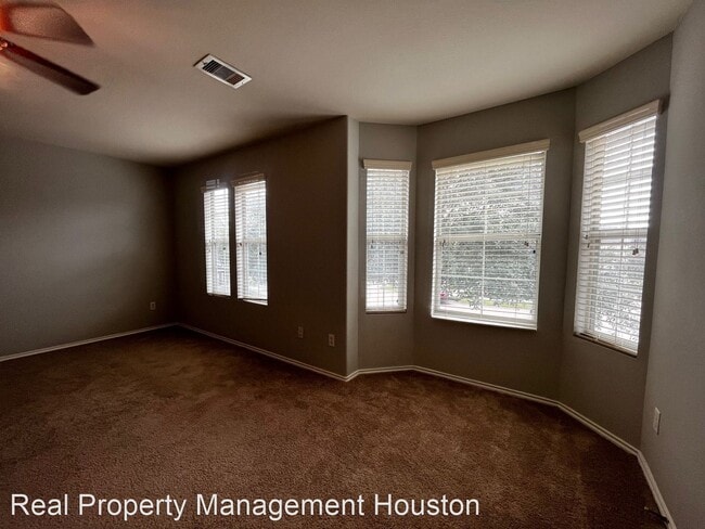 3 br, 2.5 bath House - 16838 Libson Falls ... photo'