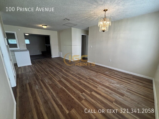 Foto del edificio - 100 Prince Ave