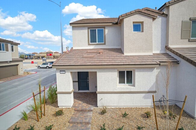 Building Photo - Brand New Townhome in Gated Community in North Las Vegas!