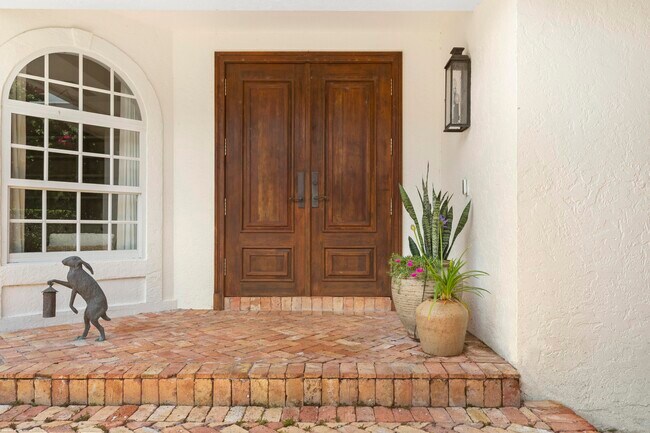 Foto del edificio - 2502 Muir Cir