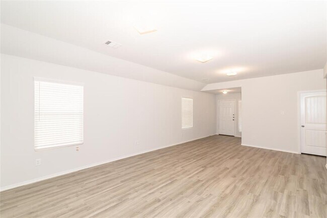 Building Photo - 3014 Saluta Miata Ct