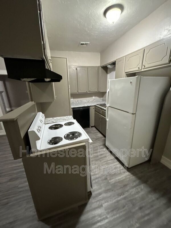 Foto del edificio - 1224 NE 19th St