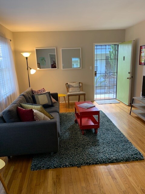 Front Door - 225 3rd Ave