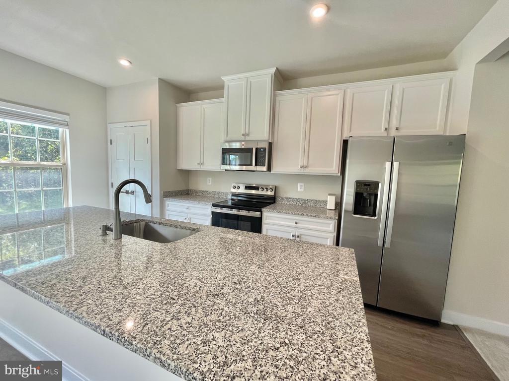 Foto principal - 9576 Fern Hollow Way