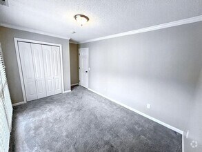 Building Photo - 206 Declaration Cir