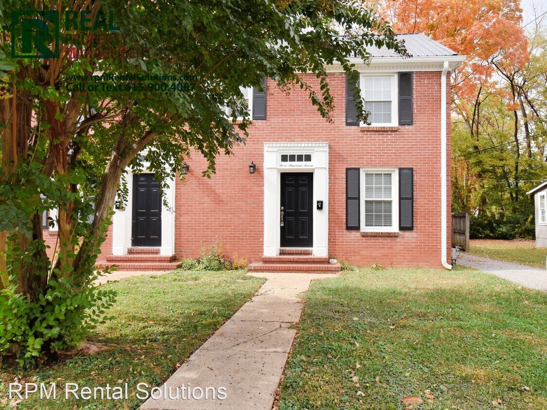 Primary Photo - 2 br, 1.5 bath House - 307 N. Spring Street