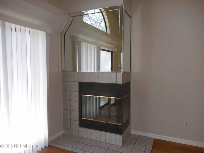 Building Photo - 2093 St Martins Dr E