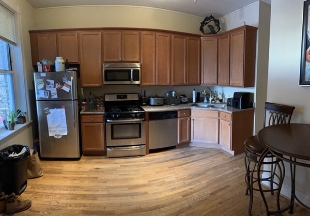 Foto del edificio - 2619 N Halsted St