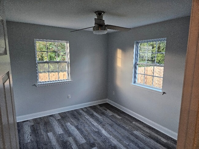 Foto del edificio - 8311 Oleander St