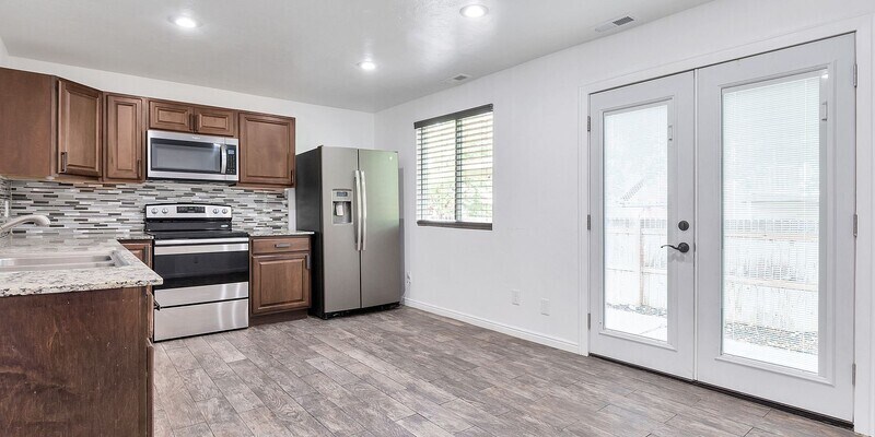 Primary Photo - 8791 S 3965 W