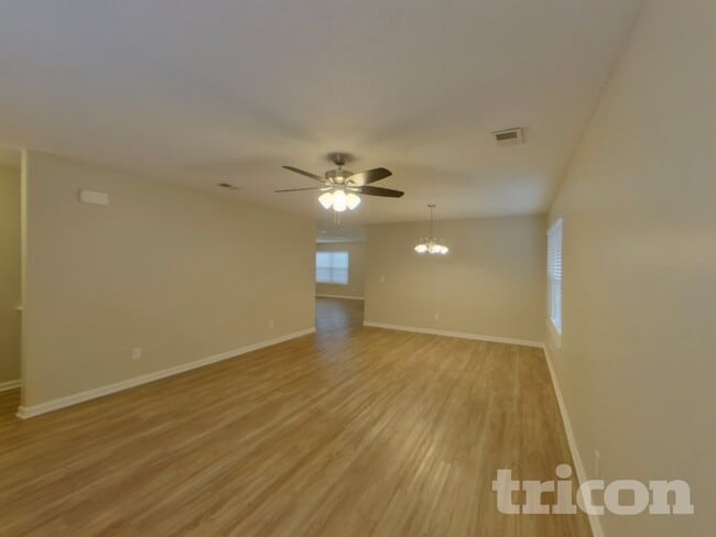 Building Photo - 237 Tea Olive Ave