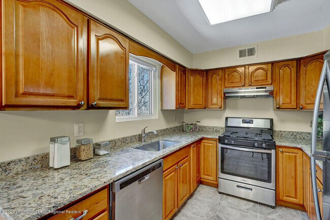 Foto del edificio - 415 Middlewood Rd