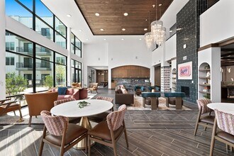 Building Photo - Wixby House