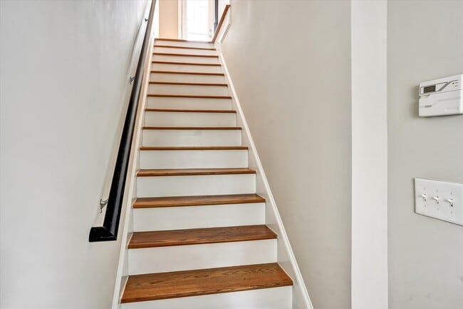 Photo - 324 Carlyle Park Dr Townhome
