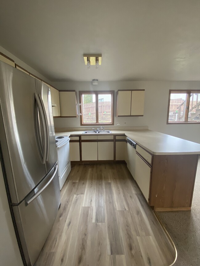 Building Photo - 1771 Alexandra Ct