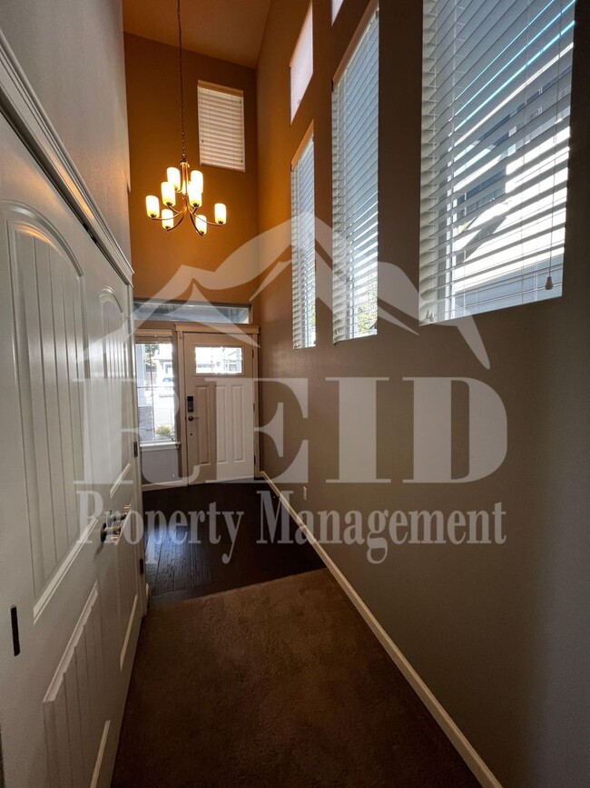 Building Photo - 3887 Portside Dr