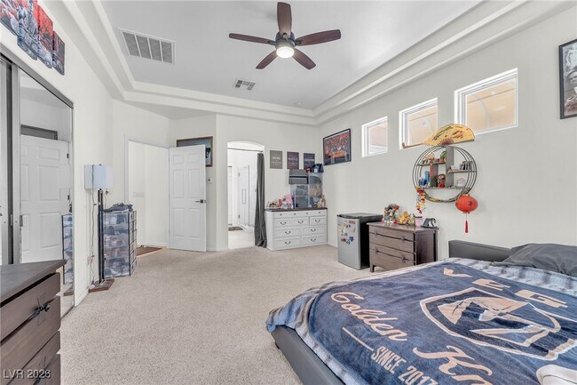 Foto del edificio - 465 Indigo Springs St