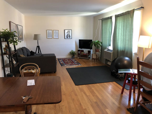 Primary Photo - 1116 Greenleaf Ave