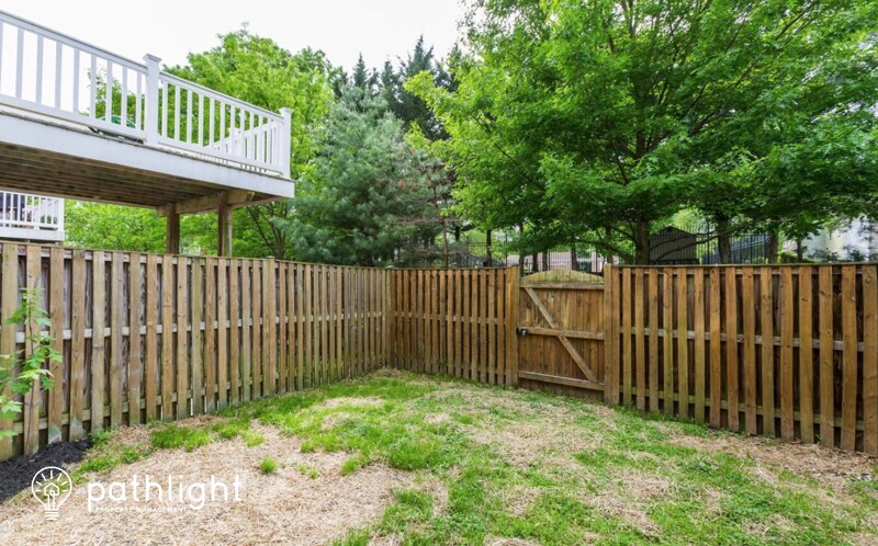 Foto del edificio - 1720 Jennifer Meadows Ct