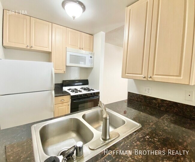 Foto del edificio - 423 S Westmoreland Ave Los Angeles, CA 90020