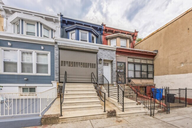 Foto del edificio - 2824 N 22nd St