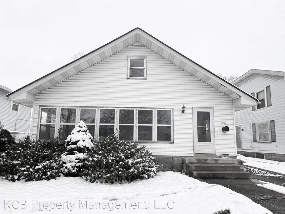 Foto principal - 3 br, 2 bath House - 1216 South Washington...
