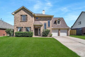 Building Photo - 23111 Red River Dr