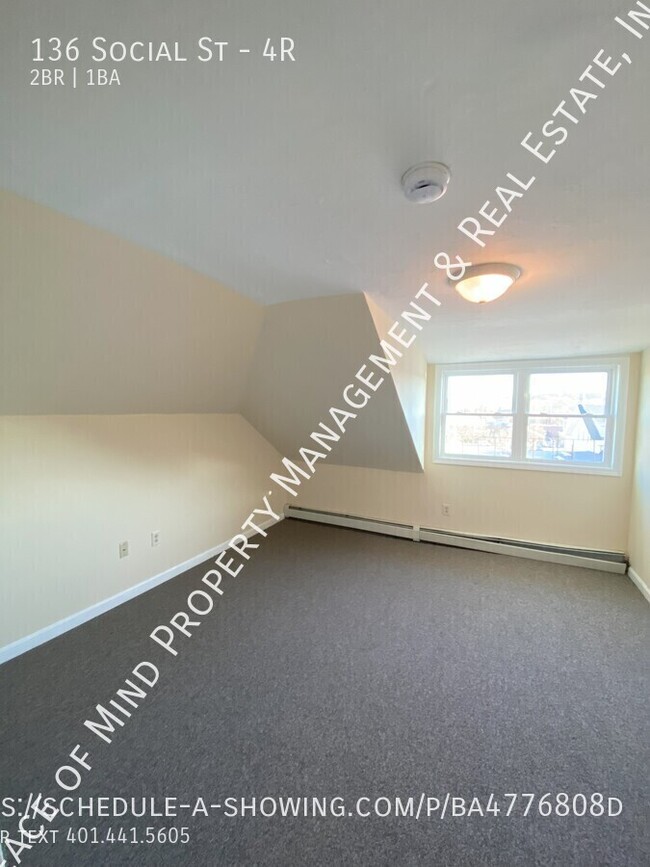 Foto del edificio - Bright & Spacious 2 Bedroom/1 Bath for $12...