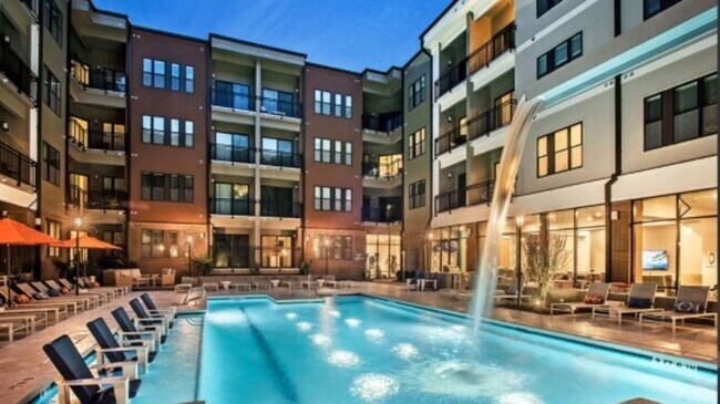 Foto del edificio - 675 North Highland Avenue Northeast
