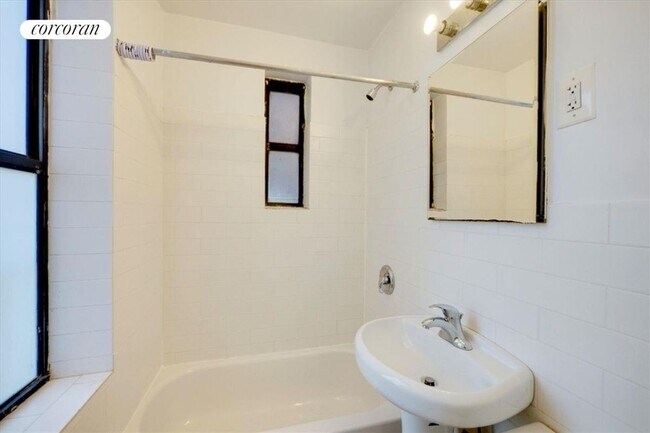 Foto del edificio - 417 Hicks St