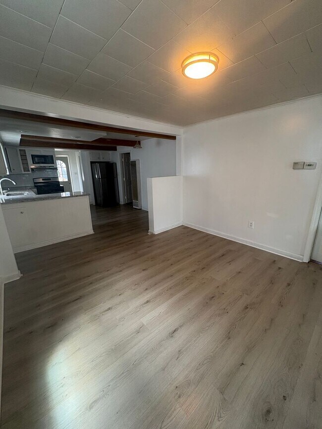 Foto del edificio - 499 2nd St
