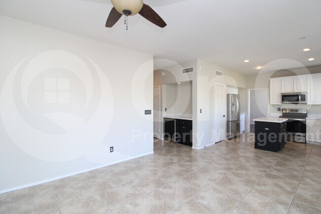 Building Photo - 16643 S 15th St