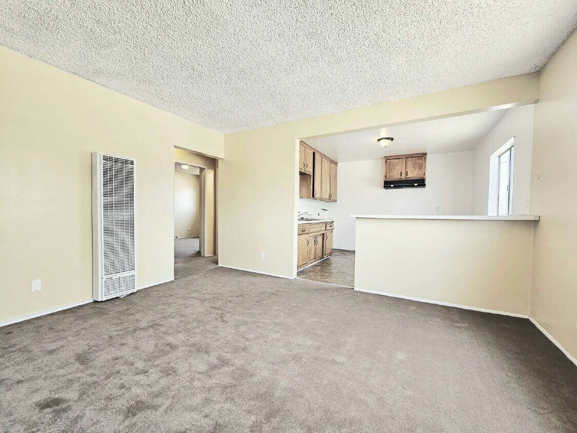 Foto principal - Welcome home to this charming and affordab...