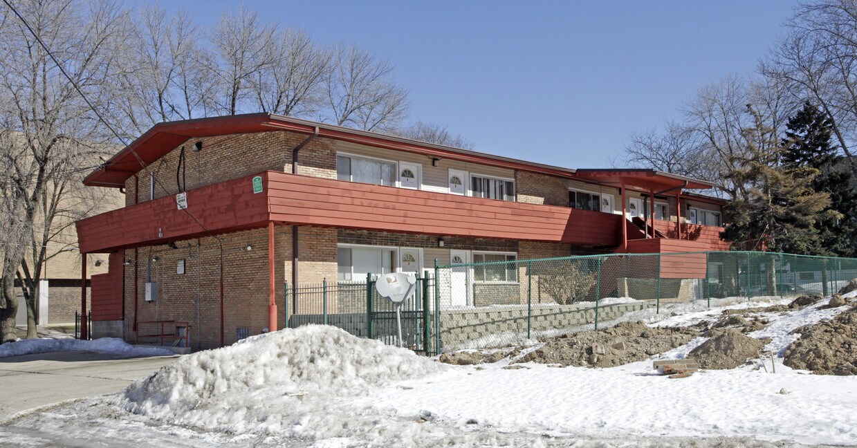 Primary Photo - Corps House