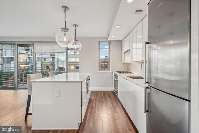 Foto del edificio - 1311 13th St NW