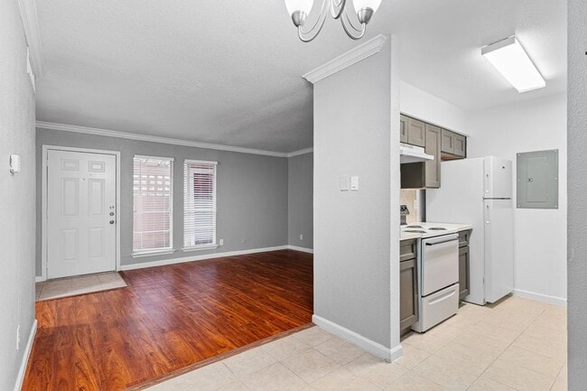 Foto del edificio - Don’t Miss Out | Inquire for Current Move-...