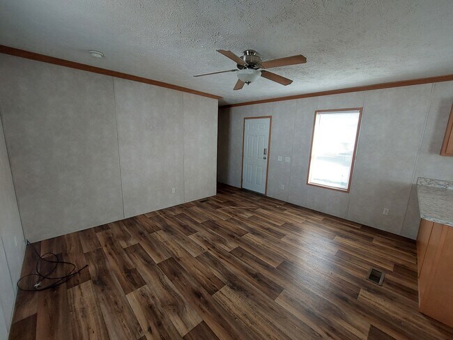 Building Photo - 63 Castings Rd