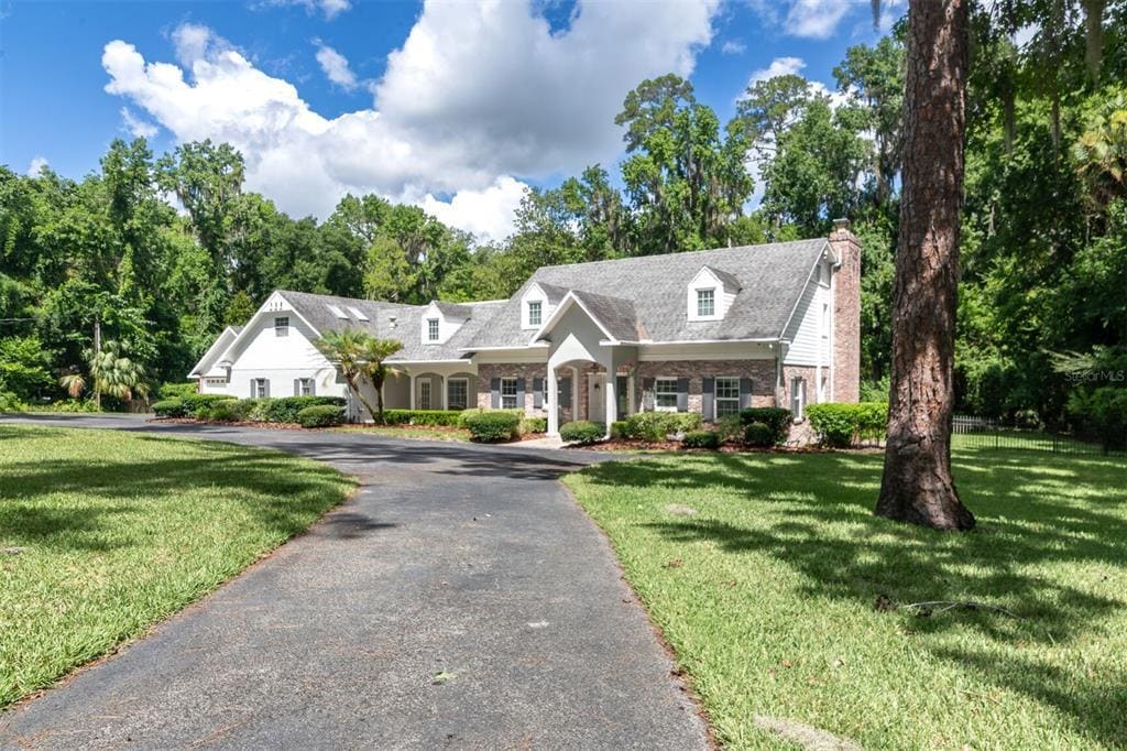 Foto principal - 2506 SW 9th Dr
