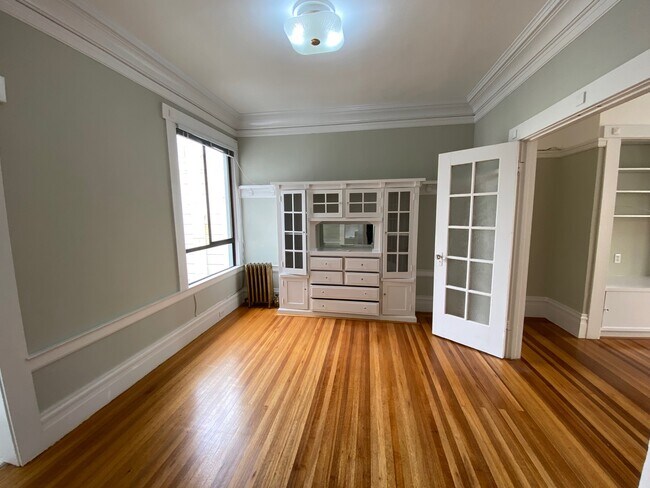 Foto del edificio - 1175 Clay St