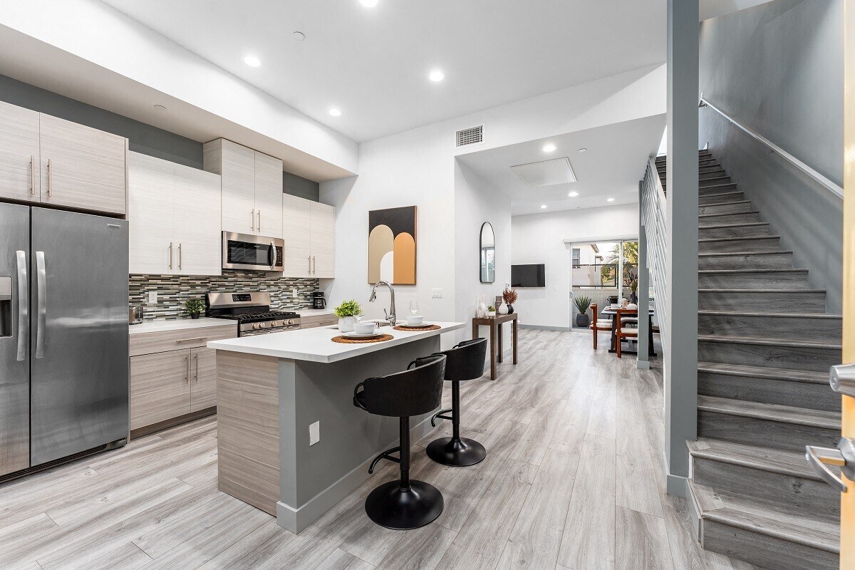 Foto principal - Lido Apartments - 4025 Grandview