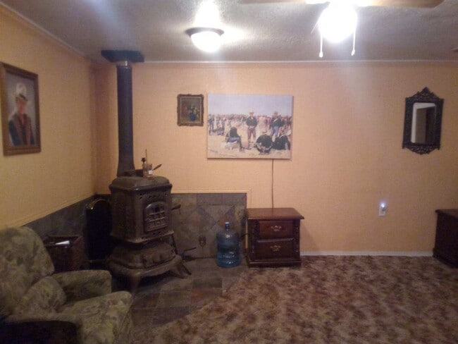 Building Photo - 34715 Bouquet Canyon Rd