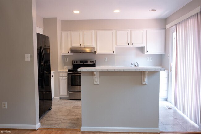 Foto del edificio - 4 br, 3.5 bath House - 2751 Sweet Clover C...