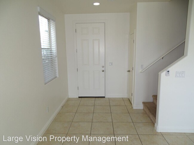 Building Photo - 3 br, 2.5 bath House - 10151 Ruggles Mansi...