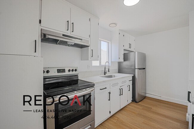 Foto del edificio - 26674 Ward St