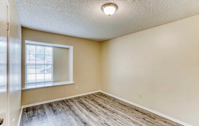 Foto del edificio - 13818 N 37th Way
