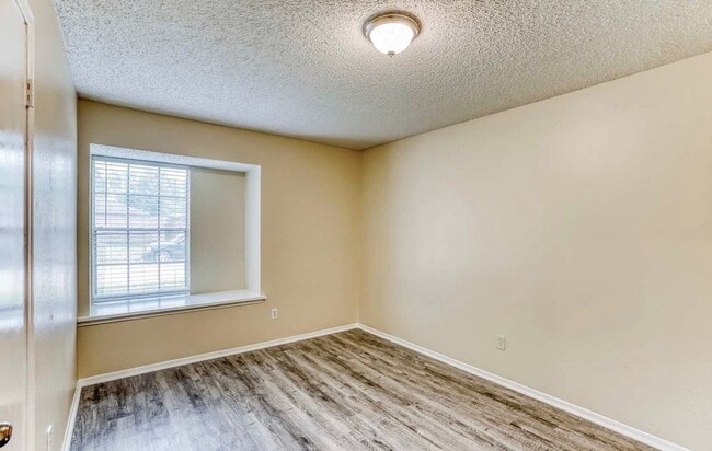 Photo - 13818 N 37th Way (Phoenix, AZ) House