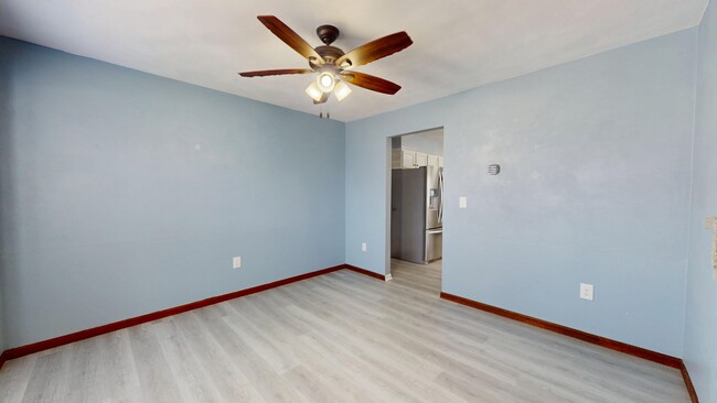 Building Photo - 3273 Hunters Way